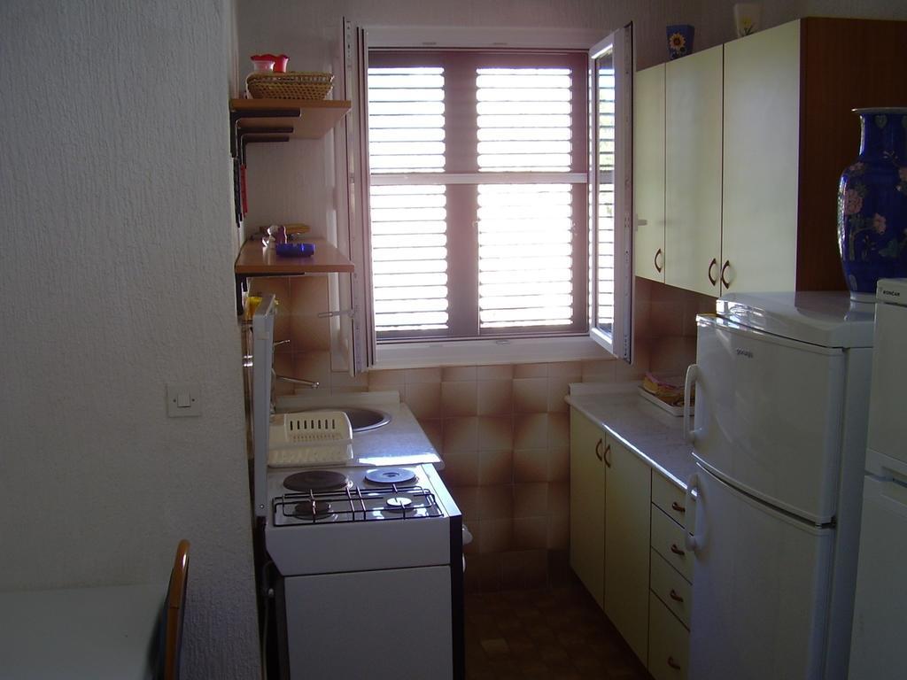 Petar Apartment Omiš Δωμάτιο φωτογραφία