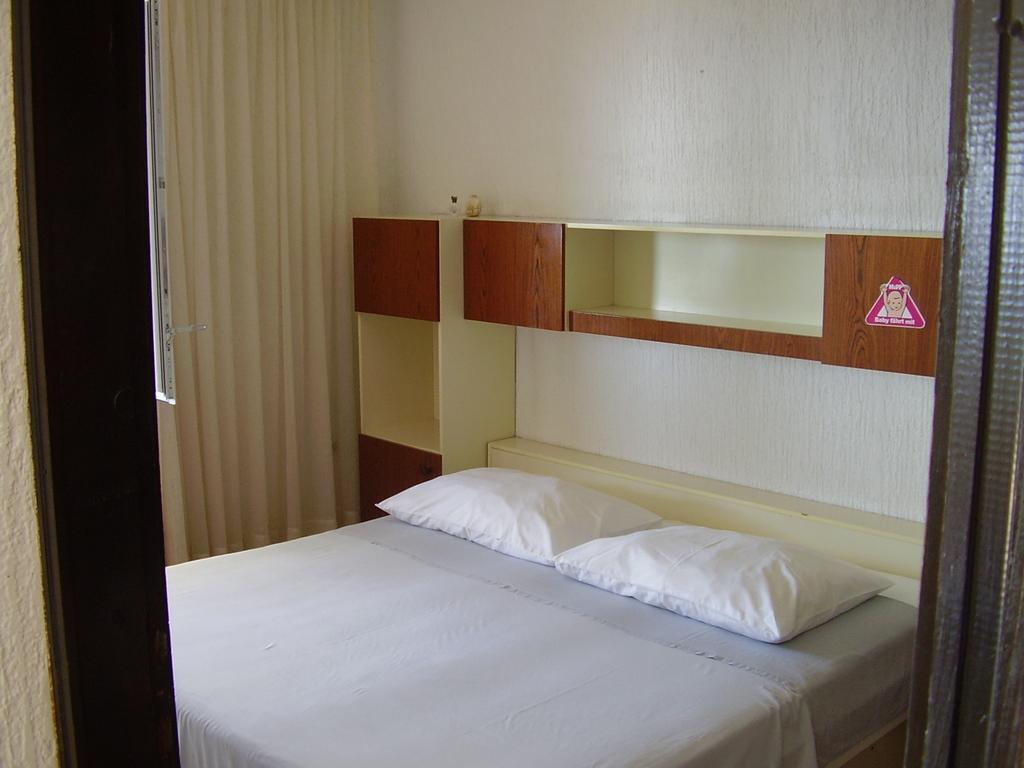 Petar Apartment Omiš Δωμάτιο φωτογραφία